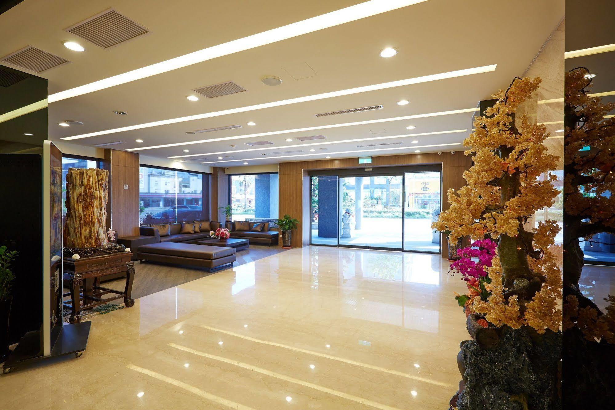 Hunt Champion Hotel Taichung Eksteriør billede