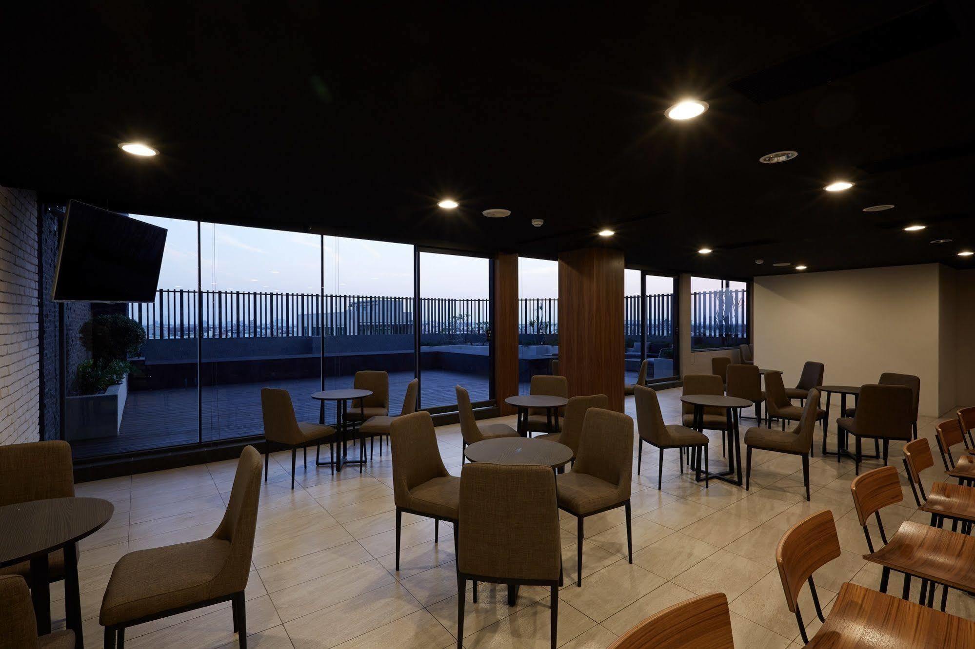 Hunt Champion Hotel Taichung Eksteriør billede