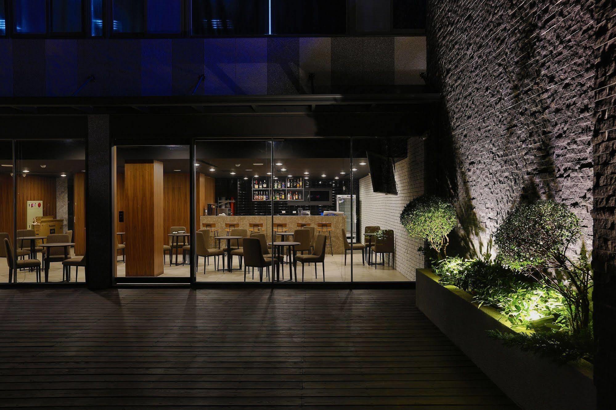 Hunt Champion Hotel Taichung Eksteriør billede